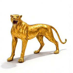 Statue de léopard doré géante en fibre de verre de 7 pieds, sculpture au sol pour une décoration moderne et maximaliste - Product Image 4