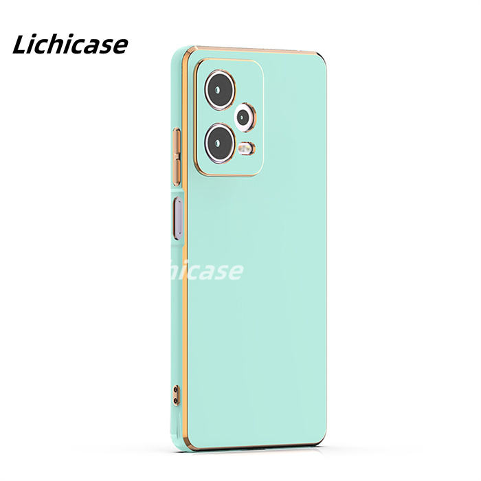 สีเขียวอ่อน