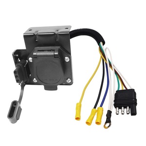 Trailer <b>Plug</b> <b>Adapter</b> 4 Pin To 4 7 Pin Converter Car Rv <b>Power</b> Supply Taillight Connection - Product Image 5