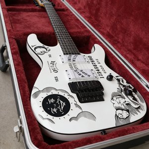 Guitarra Eléctrica Premium Estilo <span class=keywords><strong>ESP</strong></span> Diosa Blanca de la Luna, de Alta Gama y Elegante, Perfecta para Actuaciones en Escenario y Espectáculos en Vivo - Product Image 1