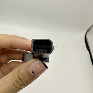 Sensor de Presión de Admisión Senweite 6261-81-2600 con Montaje Roscado para Excavadora Komatsu PC400-7 WA470 - Product Image 3