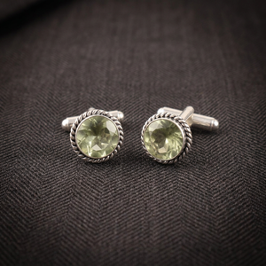 Boutons de manchette élégants en améthyste verte de style classique, sertis dans un matériau plaqué argent 925, pour usage unisexe. - Product Image 5