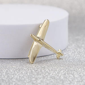 หมุดชุบทองสำหรับผู้ชายของขวัญการบินทำเสื้อผ้าโลหะอัลลอยด์ตามสั่งน่ารักฟรีหมุดชุบทองออกแบบได้ตามต้องการ - Product Image 3