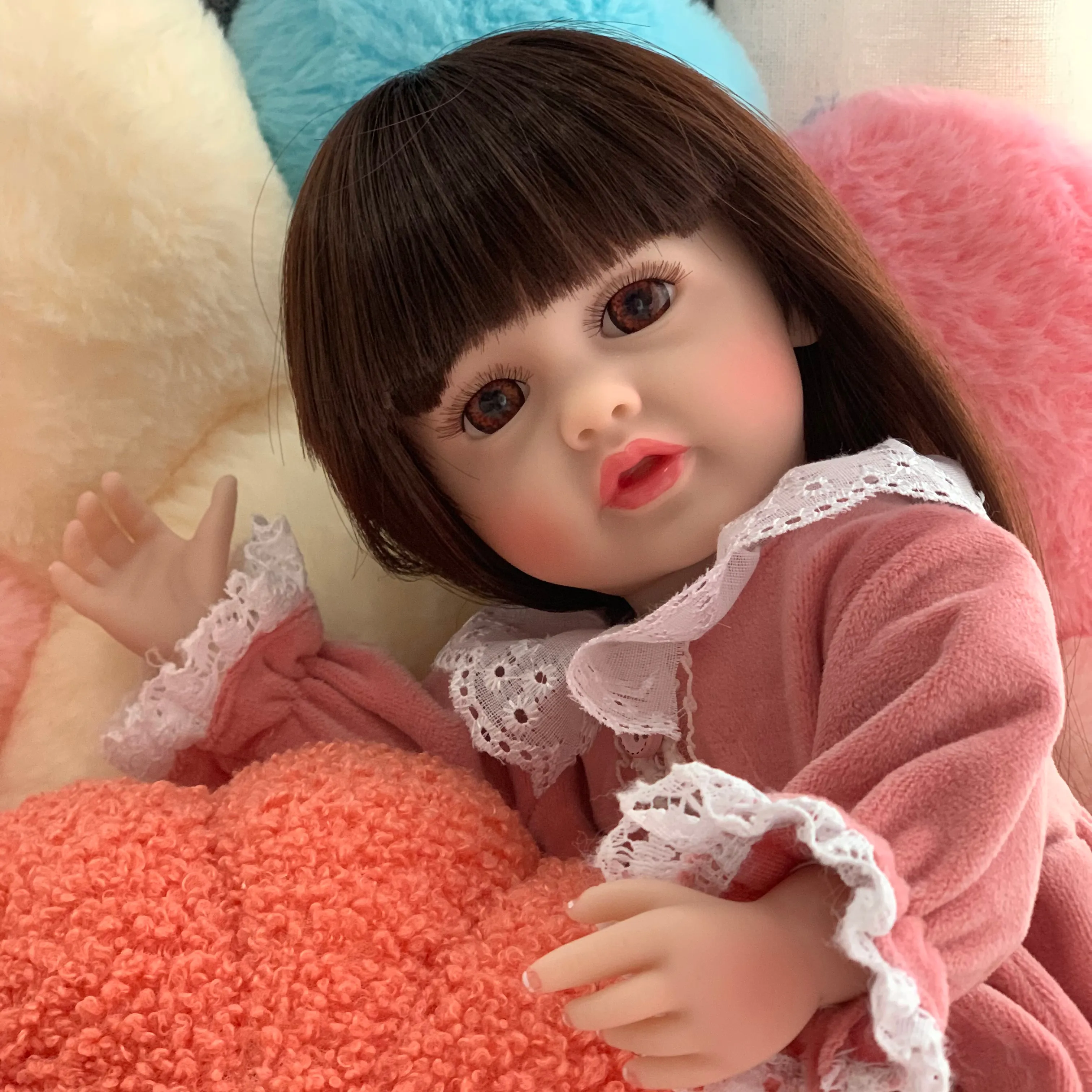 R & B Miniland dijual datang boneka Reborn minuman mainan nyata anak perempuan pakaian Gratis penuh Mini Recien grosir realistis boneka terlahir kembali