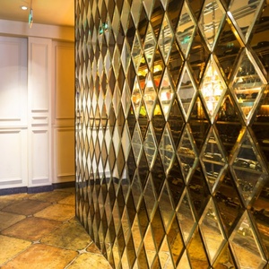 Hexagon Art Deco Splicing <b>Silver</b> Glass Wall Decorative <b>Mirror</b> Supplier of Hexagonal Glass <b>Mirrors</b> for Interior Design - Product Image 5