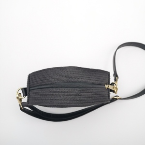 Bolsa Redonda de Praia em Papel Geométrico Leve com Alça Transversal e Fecho de Zíper - Product Image 3