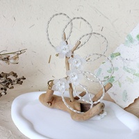 Manchette d'oreille gauche style Mori, perle acrylique, fleur, clip d'oreille non percé, bijoux d'oreille pour femme, accessoires de mariage