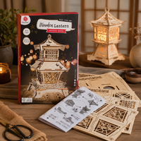 Kit de bricolage lanterne en bois, modèle en contreplaqué découpé au laser avec lumière, assemblage facile, décoration d'intérieur, cadeau créatif fait main