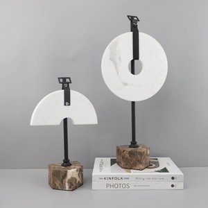 Adorno Moderno Minimalista con Hebilla <span class=keywords><strong>de</strong></span> la Paz, Mueble <span class=keywords><strong>de</strong></span> Metal y Mármol para Decoración del Hogar, Muestra Suave - Product Image 1