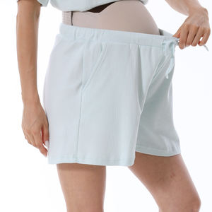 <span class=keywords><strong>Culotte</strong></span> de <span class=keywords><strong>maternité</strong></span> d'été à taille haute Short en coton pour femmes enceintes avec coupe ample et réglable Pantalon court confortable - Product Image 1
