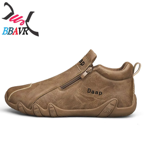 Bottes de moto et de skateboard montantes pour hommes, style britannique, durables, antidérapantes, décontractées, noires, collection 2025 - Product Image 1