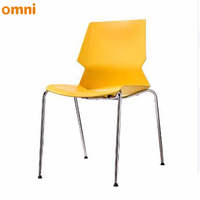 Vente en gros MS02-A chaises de salle à manger modernes sans accoudoirs avec siège extensible en PP et pieds en métal pour salles de conférence
