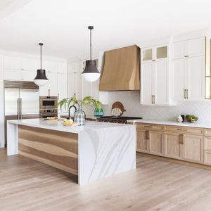 Armoires de Cuisine avec Îlot Central en Verre Quartz, Finition Laquée Mate Blanche, Fabrication Abordable en Australie - Product Image 6