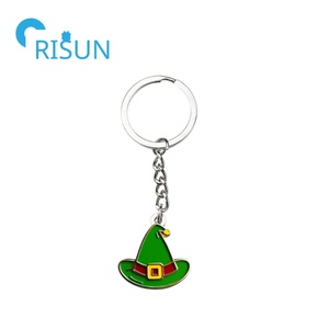 Llavero de Metal Personalizado con Diseño Irlandés de Duende, para el Día de San Patricio, con Trébol de la Suerte, Hoja Verde y Sombrero de Duende - Product Image 5