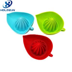 Exprimidor <span class=keywords><strong>de</strong></span> cítricos <span class=keywords><strong>de</strong></span> silicona Manual Flexible <span class=keywords><strong>de</strong></span> Color personalizado, exprimidor antiadherente <span class=keywords><strong>de</strong></span> grado alimenticio, <span class=keywords><strong>naranja</strong></span>, Lima y limón para jugo <span class=keywords><strong>de</strong></span> fruta - Product Image 2