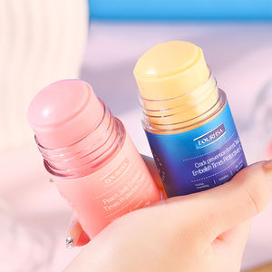 Baume réparateur pour les mains et les pieds New York Stock Stick solide hydratant pour les peaux sèches et gercées Soins quotidiens portables pour la peau - Product Image 4