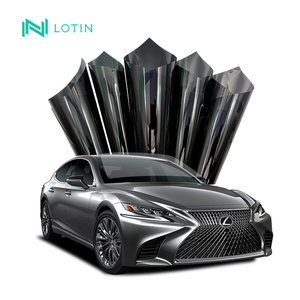 Film solaire multifonctionnel pour vitres de voiture avec un haut niveau de protection solaire - Product Image 2