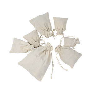 Vente en gros de pochettes en coton et lin personnalisées à double cordon, de plusieurs tailles, pour bijoux, cadeaux, en mousseline de coton biologique, sac à cordon en toile de coton - Product Image 2