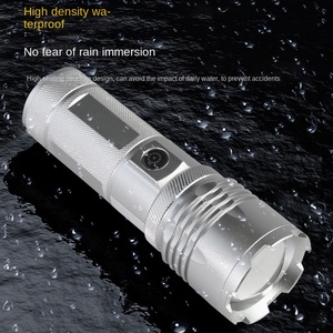Lampe de poche LED blanche super lumineuse multifonctionnelle pour le camping, zoom télescopique, recharge USB, en alliage d'aluminium, intensité réglable, modèle Treasure - Product Image 6