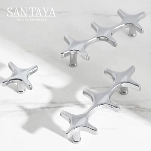 Tiradores <span class=keywords><strong>de</strong></span> latón cromado sólido Santaya para gabinetes <span class=keywords><strong>de</strong></span> cocina, pomos para cajones <span class=keywords><strong>de</strong></span> dormitorio y tiradores <span class=keywords><strong>de</strong></span> muebles - Product Image 6