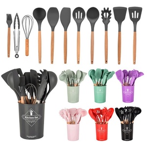 Ustensiles de cuisine en silicone en gros, antiadhésifs, personnalisés, avec manche en bois, spatule et cuillère, ensemble d'outils de cuisson - Product Image 2