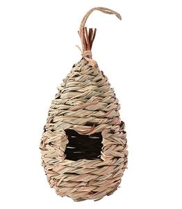 Cabane suspendue naturelle <span class=keywords><strong>en</strong></span> <span class=keywords><strong>forme</strong></span> <span class=keywords><strong>de</strong></span> <span class=keywords><strong>boule</strong></span> <span class=keywords><strong>d</strong></span>'herbe tissée à la main Cage <span class=keywords><strong>de</strong></span> <span class=keywords><strong>nid</strong></span> <span class=keywords><strong>de</strong></span> colibri Maisons <span class=keywords><strong>de</strong></span> colibri pour l'extérieur Jardin Patio Pelouse - Product Image 3