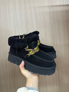 Bottes de ski imperméables haut de gamme originales de créateur, pour l'hiver et l'automne, chaudes, décontractées, en fourrure, pour hommes et femmes. - Product Image 4