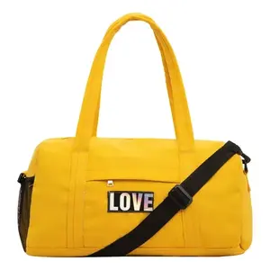 Sac de voyage jaune pour femme Fana Lina avec bandoulière 25 cm, pour les femmes soucieuses de la mode - Product Image 3