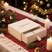 Boîte à tiroir en papier carton recyclé personnalisé plastification mate avec logo imprimé à la mode pour l'emballage de cadeaux de Noël