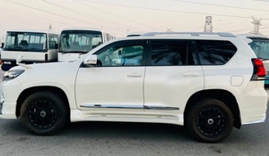 Toyota Prado Land 2016 Usata, Guida a Sinistra, Sedili in Pelle - Product Image 6