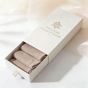 Boîte à tiroir en carton rigide de luxe avec impression de logo personnalisé, gaufrage, pour emballer des bijoux, des sous-vêtements, des chaussettes, des foulards en soie, boîte coulissante - Product Image 2