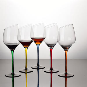 <span class=keywords><strong>Copa</strong></span> <span class=keywords><strong>de</strong></span> <span class=keywords><strong>Vino</strong></span> <span class=keywords><strong>de</strong></span> Lujo con Borde Tallado, <span class=keywords><strong>Copa</strong></span> <span class=keywords><strong>de</strong></span> <span class=keywords><strong>Vino</strong></span> <span class=keywords><strong>de</strong></span> Cristal Grande para Borgoña, <span class=keywords><strong>Copa</strong></span> <span class=keywords><strong>de</strong></span> <span class=keywords><strong>Vino</strong></span> con Tallo <span class=keywords><strong>de</strong></span> Color Personalizado, <span class=keywords><strong>Copa</strong></span> <span class=keywords><strong>de</strong></span> <span class=keywords><strong>Vino</strong></span> <span class=keywords><strong>de</strong></span> Color para Bodas - Product Image 4