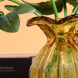 Vase en verre de table de couleur ambre à bulles en forme de sac d'argent créatif unique fait à la main mexicain personnalisé pour mariage à la maison - Product Image 5