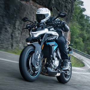 Cfmoto 675Nk 600-1000Cc Moto sportive à trois cylindres, moto de route - Product Image 4
