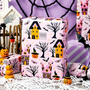 Papier cadeau d'Halloween, papier cadeau vintage « Maison hantée », papier cadeau rose réversible à motifs de maison hantée, citrouille et chauve-souris - Product Image 1