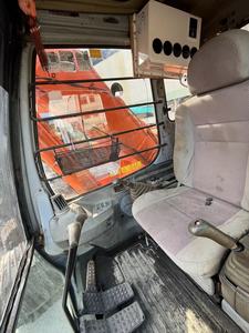 รถขุดใช้แล้วรถขุด EX200สะเทินน้ำสะเทินบก20ตันฮิตาชิญี่ปุ่นพร้อมปั๊มเครื่องยนต์ Hino Isuzu และส่วนประกอบมอเตอร์หลักรวมอยู่ด้วย - Product Image 6