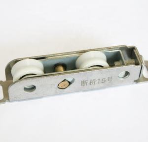 Double rouleau de <span class=keywords><strong>zinc</strong></span> plaqué en plastique roulement à rouleaux roues pour fenêtres coulissantes en aluminium - Product Image 6