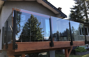 Moderne ringhiere in vetro senza cornice Design per esterni in legno, corrimano in vetro con intaglio, ringhiera - Product Image 4