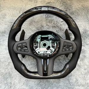 Accesorios Interiores para Automóviles con Volante de Fibra de Carbono con LED para <span class=keywords><strong>BMW</strong></span> G20 G30 <span class=keywords><strong>G21</strong></span> G22 G23 320i 325i <span class=keywords><strong>330i</strong></span> M240i M340i - Product Image 1