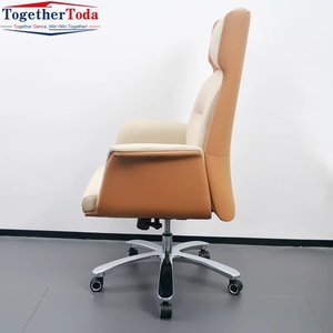 Fauteuil de Direction Ergonomique de Luxe en Cuir PU, Fauteuil Club Confortable en Cuir Marron, Chaise de Bureau Pivotante en Cuir Synthétique pour le Bureau - Product Image 3