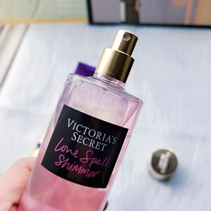Loción Corporal y Spray Corporal <span class=keywords><strong>Victoria</strong></span>'s <span class=keywords><strong>Secret</strong></span> - el Encanto del Amor, Fragancia Duradera de Diseñador, Marca Original, Más Vendida - Product Image 4