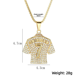 Collier pendentif personnalisé en gros, tendance 2026, style hip-hop et football, avec strass, numéros 7 et 10, pour hommes, bijoux inaltérables, pour le marché UE et US - Product Image 5