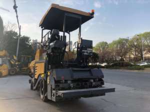 Finitrice per Asfalto RP453L con Larghezza di Pavimentazione 3-8m, Sistema Idraulico Load-Sensing per Strade <span class=keywords><strong>Comunali</strong></span> e Sentieri - Product Image 5