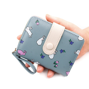 Cartera de Cuero para Mujer con Diseño de Conejito y Flores Pequeñas, Estilo Macaron, Linda Cartera de Mano con Estampado de Conejito para Niñas - Product Image 5