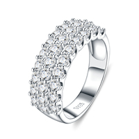 Bague Moissanite VVS1 Couleur D Certifiée GRA Trois Rangs Demi-Éternité en Argent Sterling 925 pour Femme – Fabricant de Bijoux Personnalisés