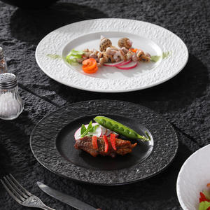 Plato de cerámica plano de gama alta para comida <span class=keywords><strong>occidental</strong></span> de diseño moderno Simple plato de repollo negro desechable para hoteles domésticos - Product Image 4