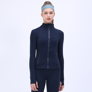 Conjuntos de Tops Deportivos de Yoga para Mujer, Transpirables, Elásticos, de Secado Rápido, Antibacterianos, Sin Costuras, con Logotipo Personalizado en Color, 100% Poliéster, Logotipo Frontal - Product Image 2