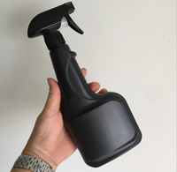 Bouteille pulvérisateur à gâchette en plastique noir mat résistant aux produits chimiques de 250 ml, 500 ml, 1000 ml pour le nettoyage domestique, le jardinage et l'usage industriel