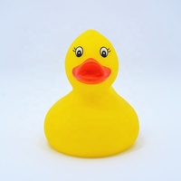 Offre Spéciale Échantillon Gratuit Canard de Bain en Caoutchouc Souple Flottant Promotionnel en Gros 7cm Coloré