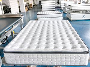 Лучший бюджетный белый матрас с карманными пружинами и пеной обеспечивает спокойный ночной сон - Product Image 4
